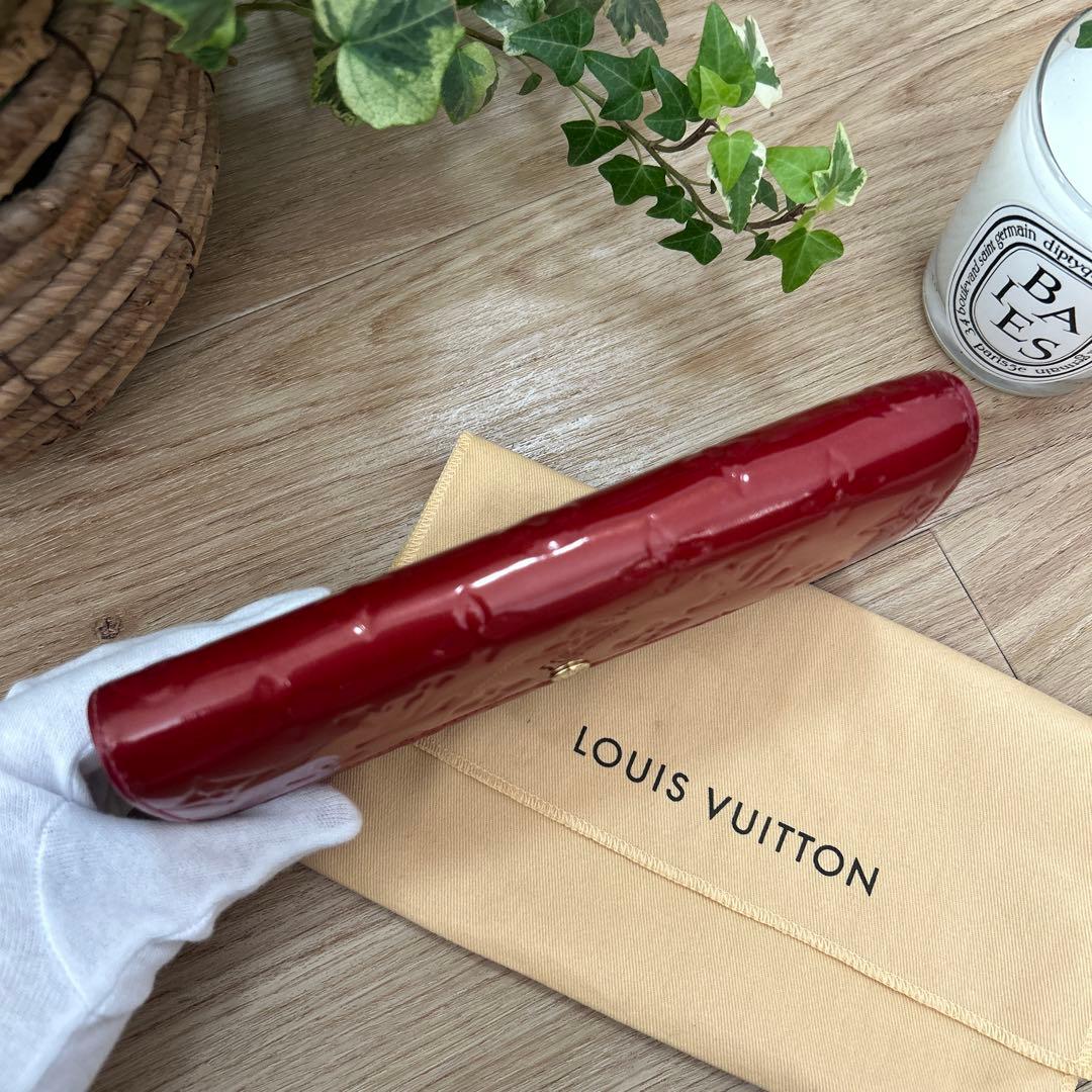 LOUIS VUITTON　ルイヴィトン　ヴェルニ　ポルトフォイユ・サラ　長財布