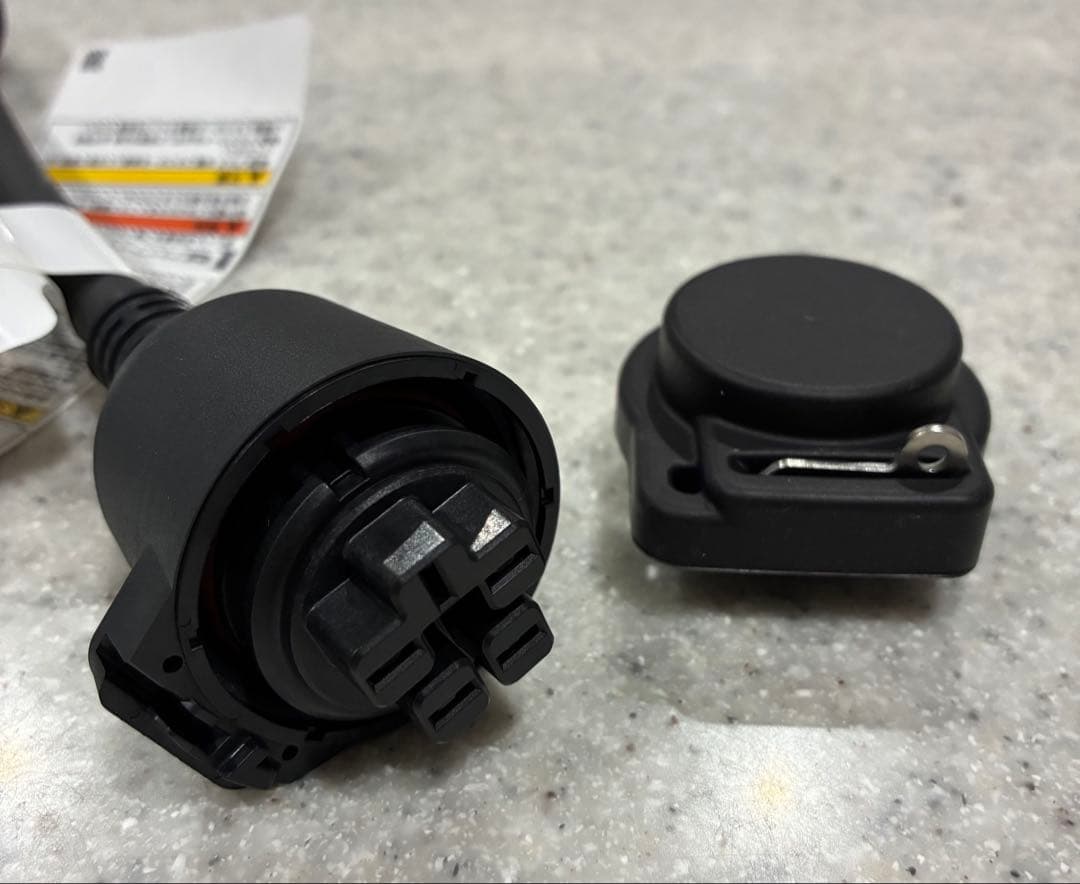 【新品未使用】　純正　EV車専用充電ケーブル　コンセント型　200V／100V