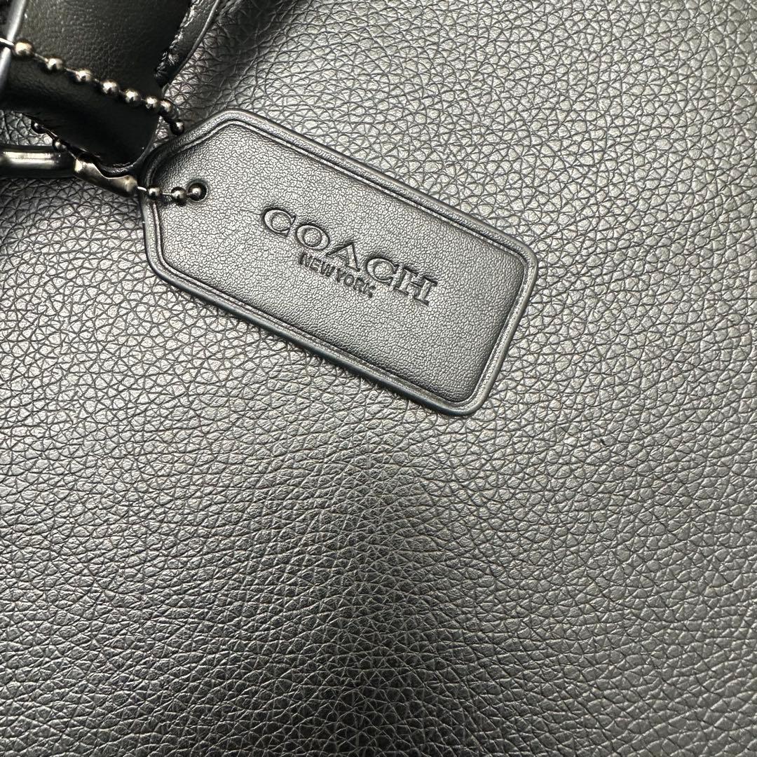 美品 コーチ ショルダーバッグ クロスボディ 斜め掛け ボディバッグ メンズ