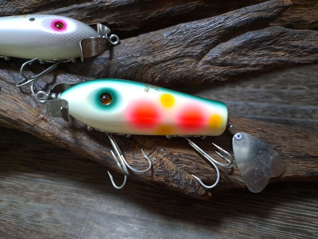 美品　ザウルス　バルサ50　マンボー　manb-O　2個セット