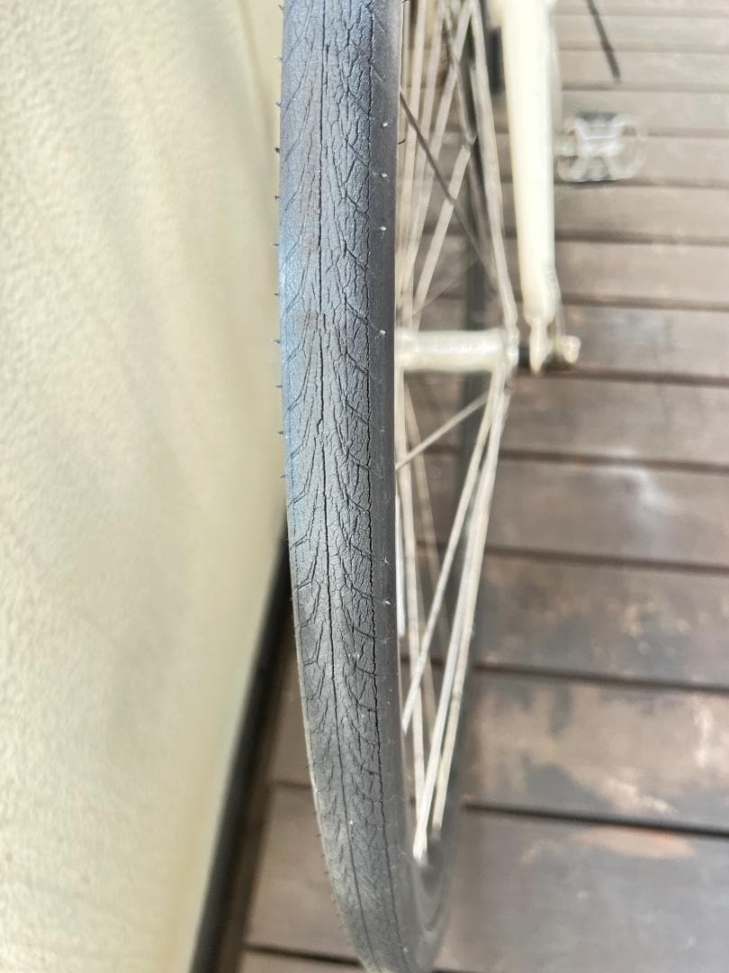 GIOS クロスバイク AMPIO ホワイト １８段変速 700c　引取専用