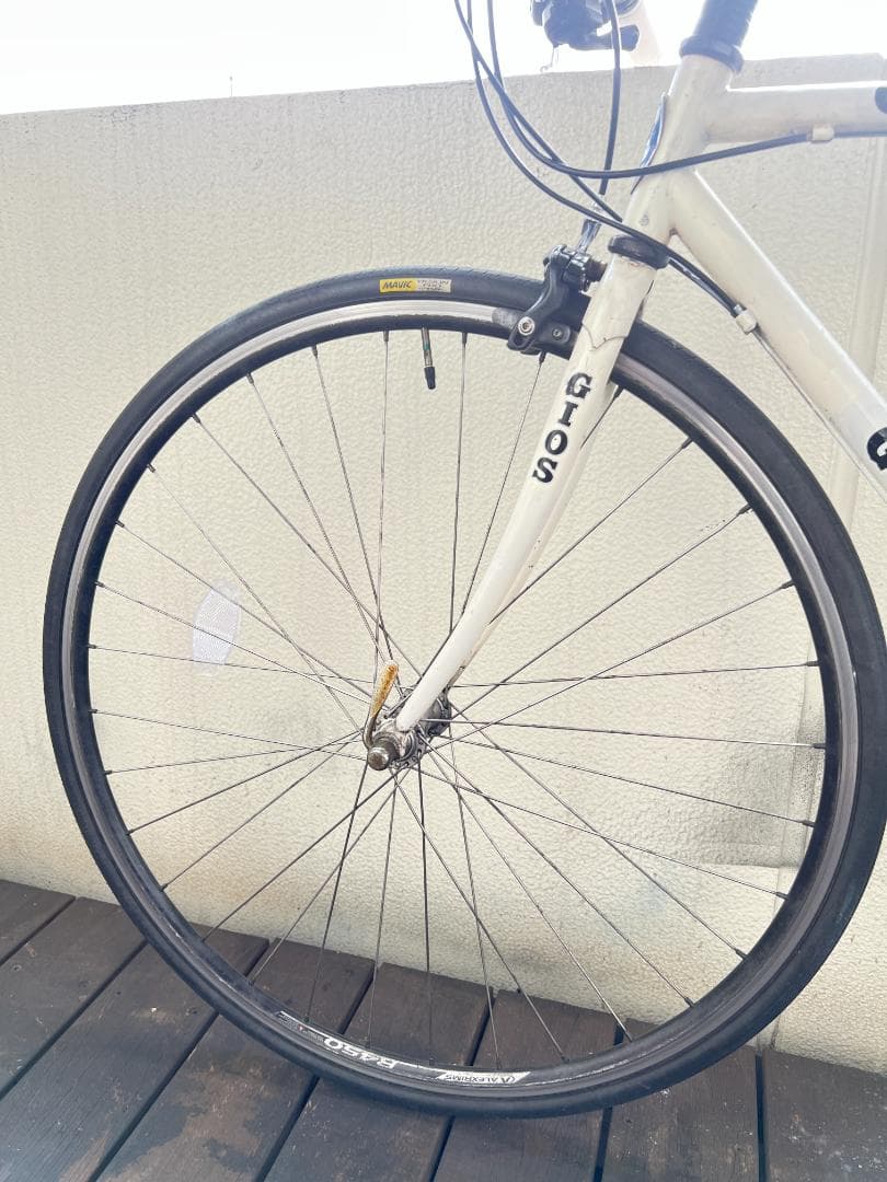 GIOS クロスバイク AMPIO ホワイト １８段変速 700c　引取専用