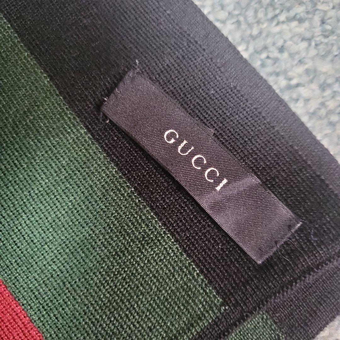 GUCCI ストライプマフラー ブラック/グリーン/レッド