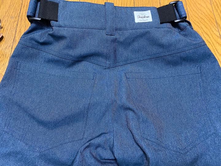 ボードウェア レディース スノボ ウェア スキー　上下セット　即購入OK