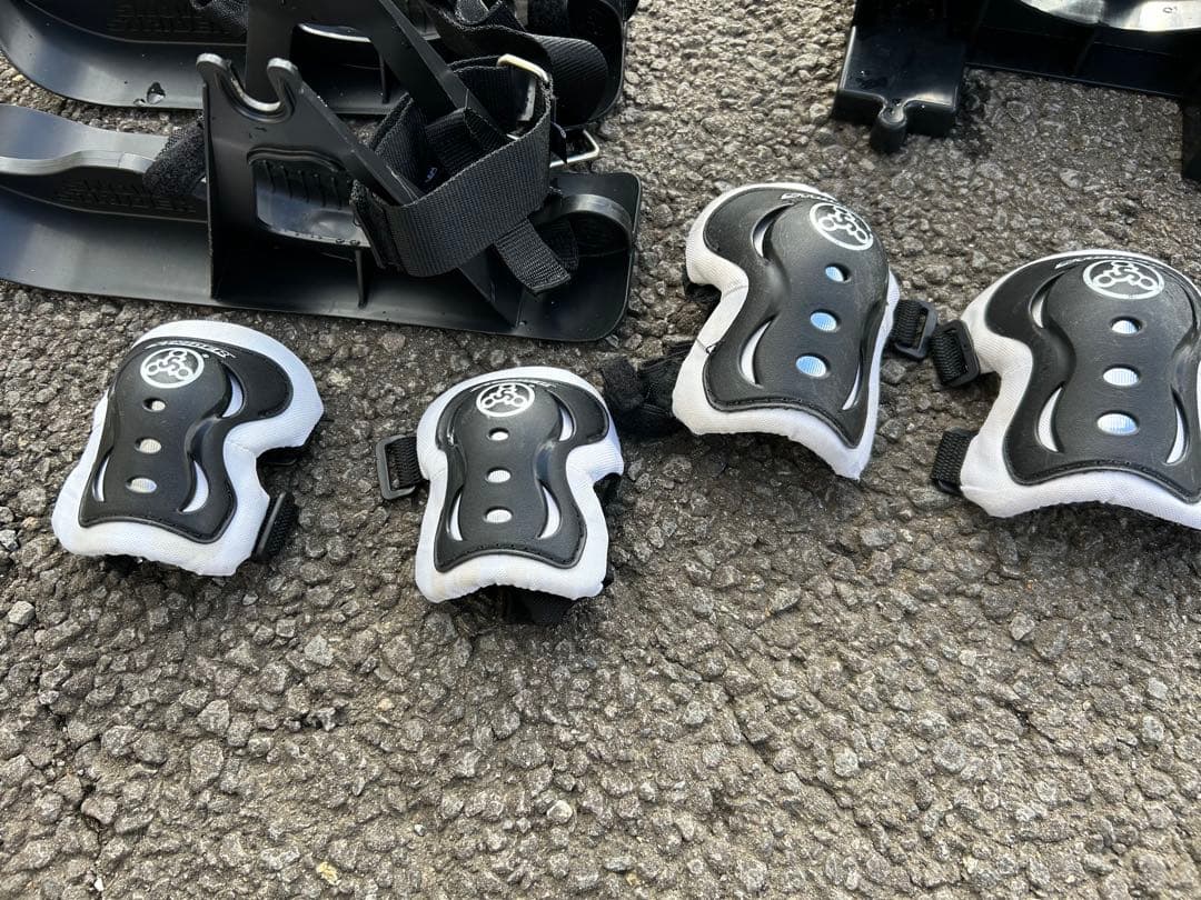 STRIDER バランスバイク 青 プロテクター付き