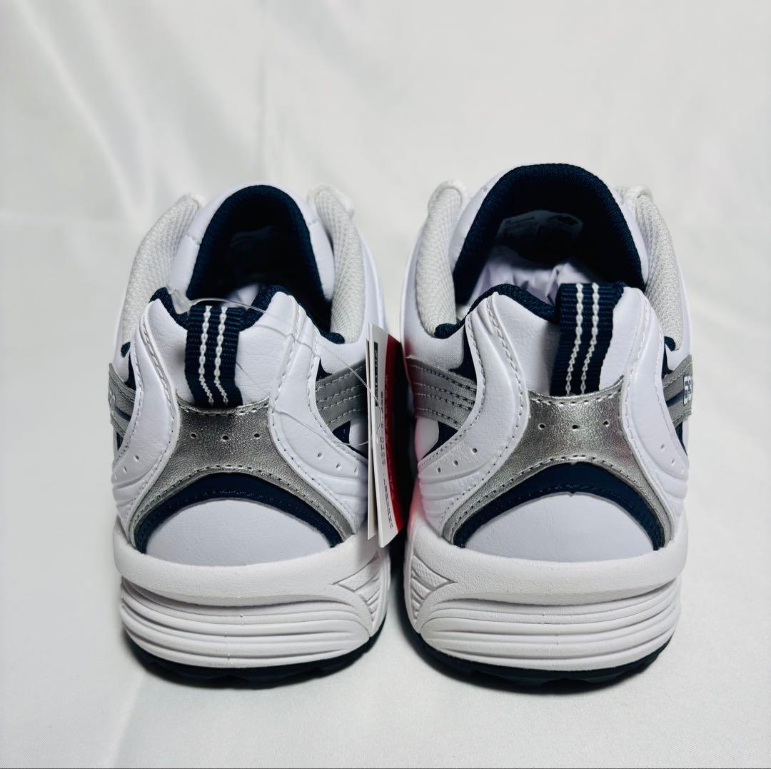 ニューバランス ゴルフ レディース スパイクレスシューズ 23cm 新品