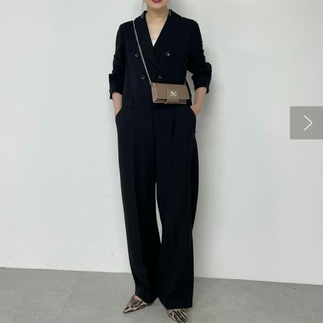 新品タグ付き　ウィムガゼット【THE PAUSE】テーラーカラージャンプスーツ