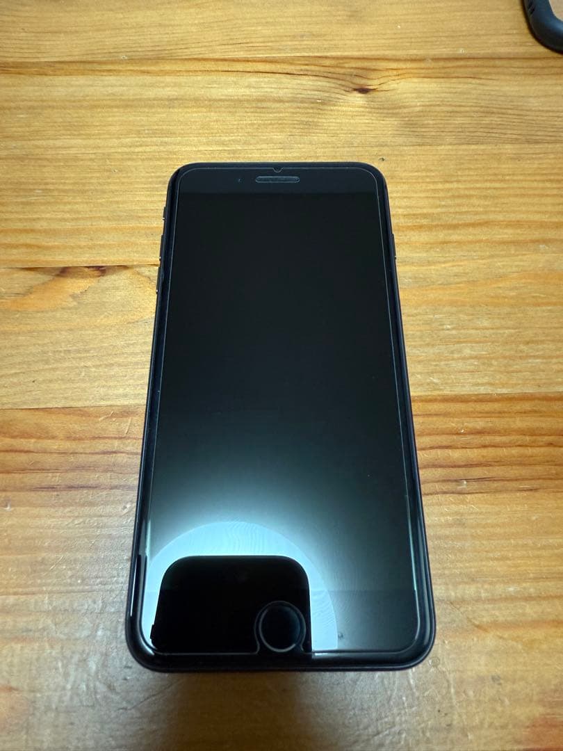 iPhone 8 Plus 64GB スペースグレイ 美品【バッテリー96%】