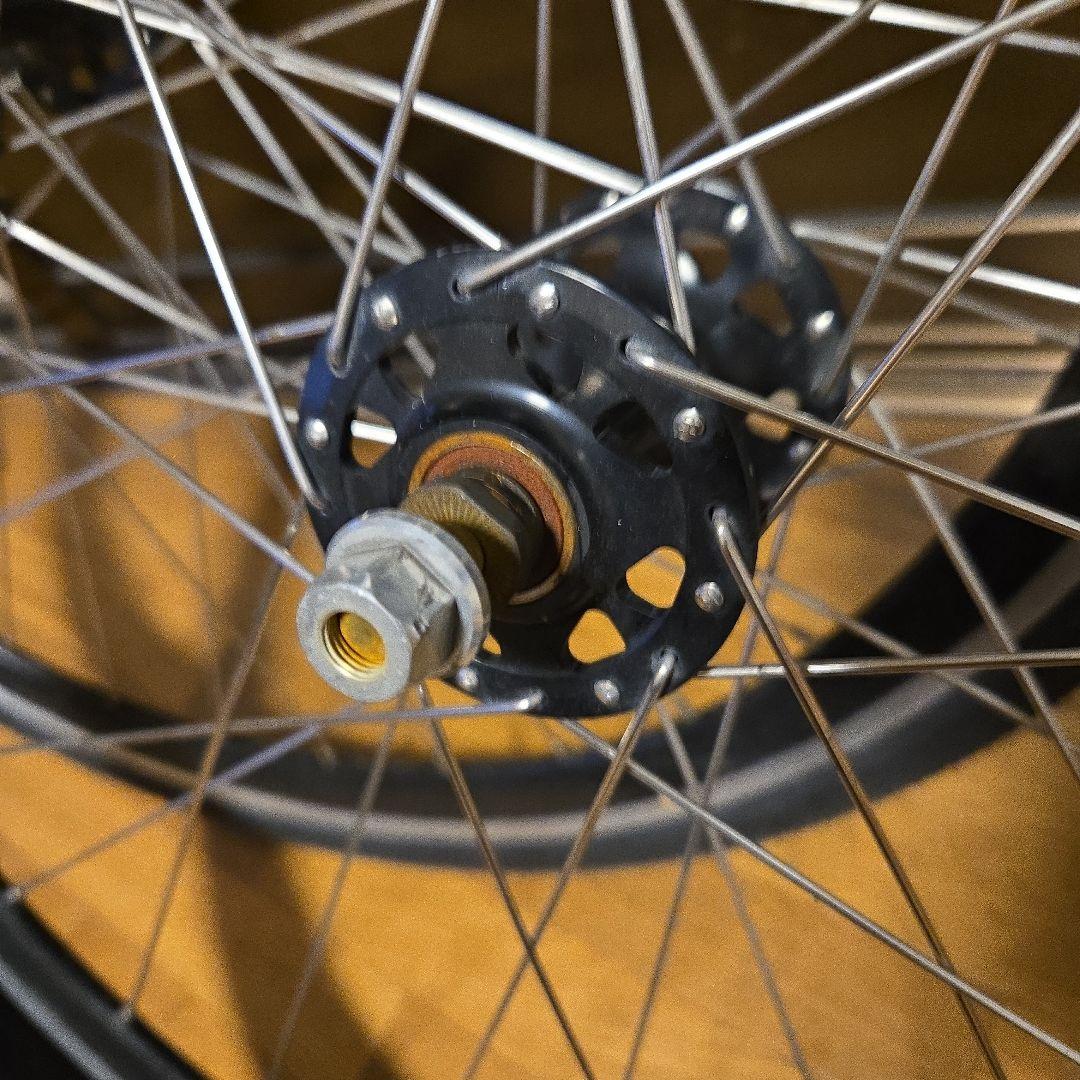 ピスト ホイール