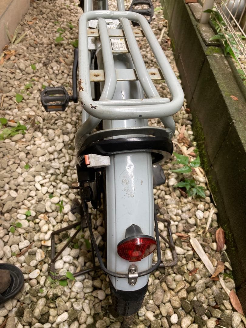 [直取引希望]bikke　電動アシスト自転車 バッテリー　充電器 鍵2個ブルー