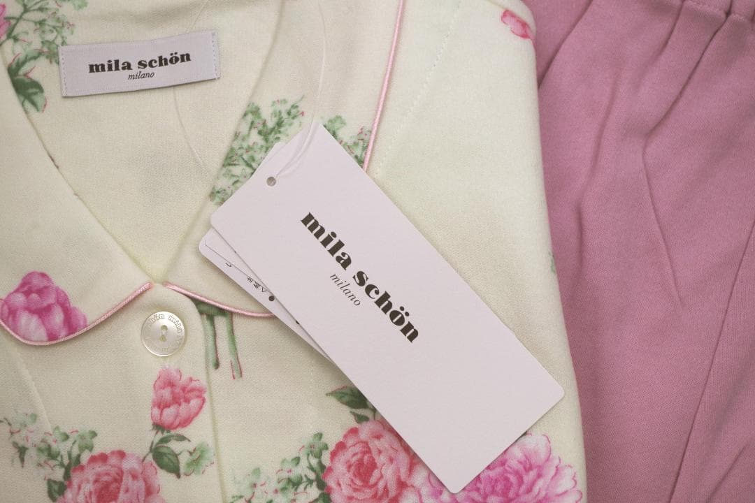 【新品】ミラショーン 　秋冬物エアリースムースパジャマ(Ｌ)　B17●