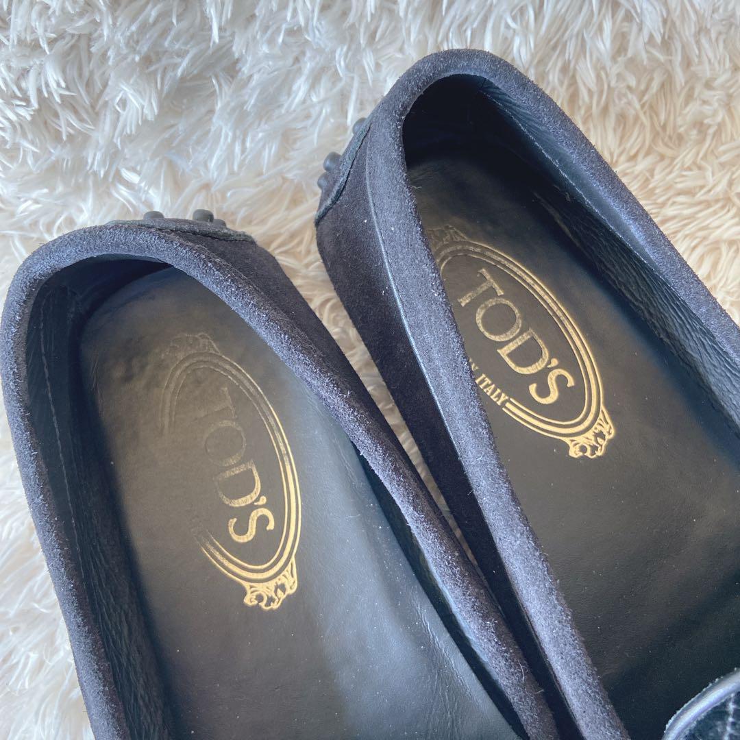 トッズ　ダブルTドライバーズシューズ　黒　スウェード　37 1/2 フラット　銀