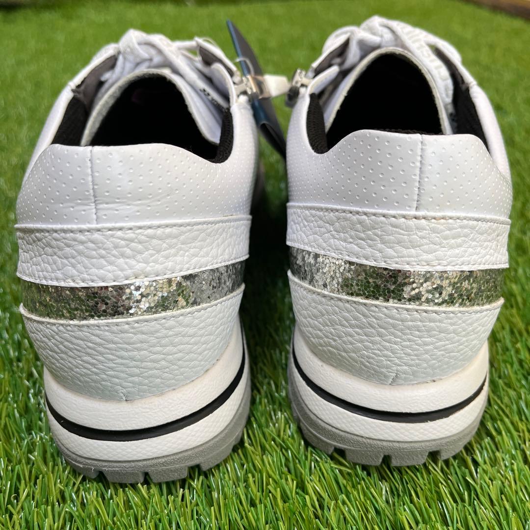 【新品】YONEX スパイクレス⭐︎パワークッションゴルフシューズ24㎝キラキラ付