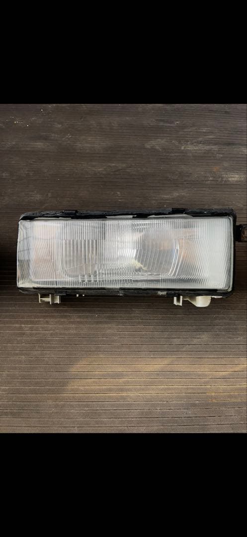 Y30ライト台湾製デコトラレトロ激レア奥目