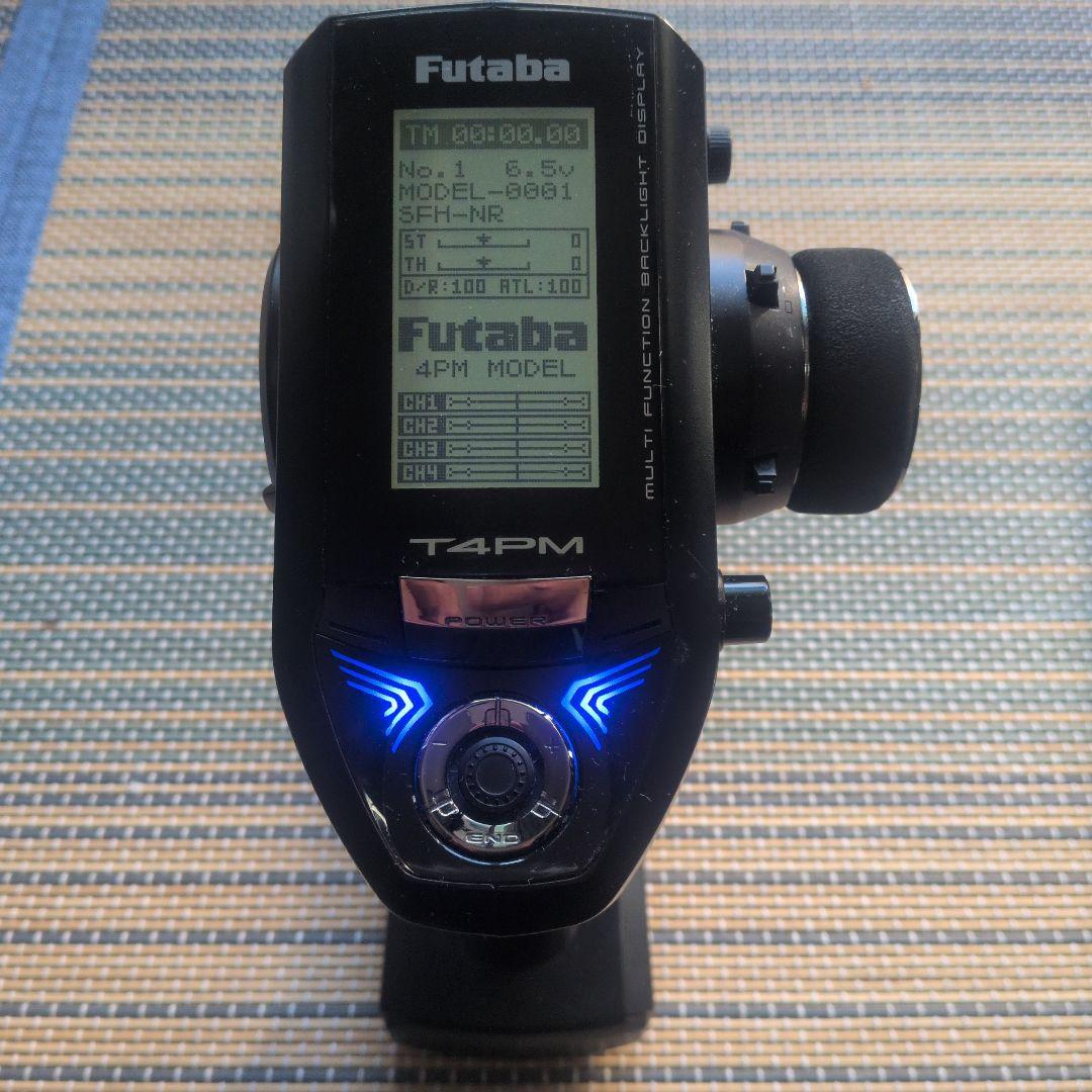 Futaba T4PM 送信機 本体と取扱説明書　充電仕様に改造品