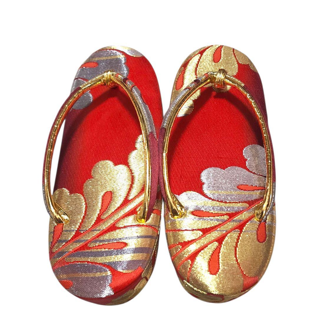 七五三 着物セット 赤金　子供用　きもの　帯　草履　和服　和装