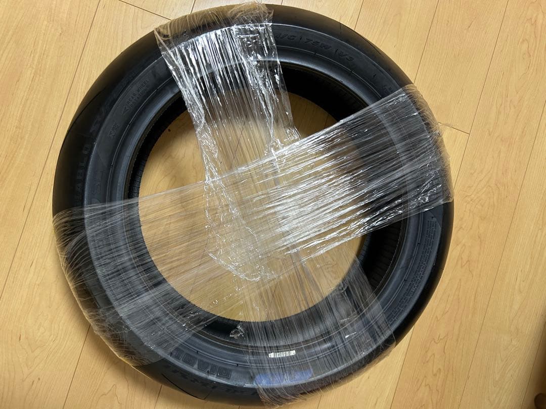 パーツ Pirelli Supercorsa V3 180/60 ZR 17