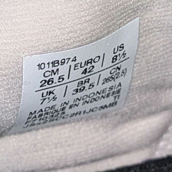 ASICS Novablast 5 【26.5cm】