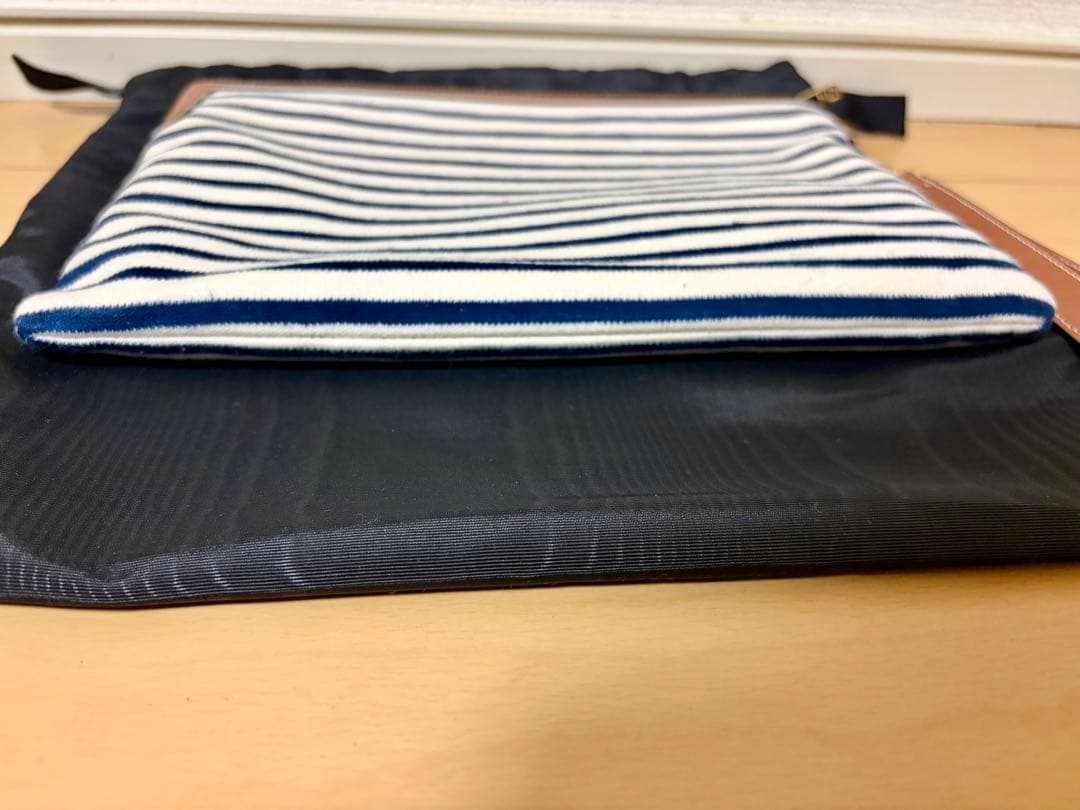 ☆美品☆ CELINE セリーヌ ストラップ付きスモールポーチ