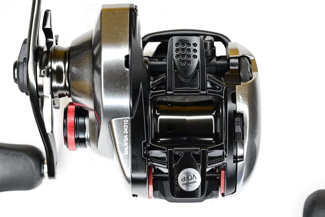 SHIMANO Scorpion DC 150XG ベイトリール