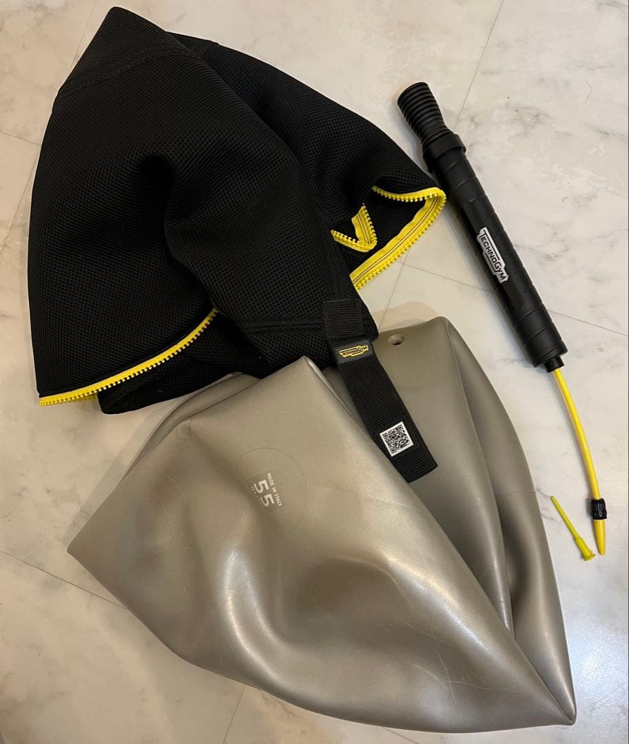 TECHNOGYM バランスボール 55cm