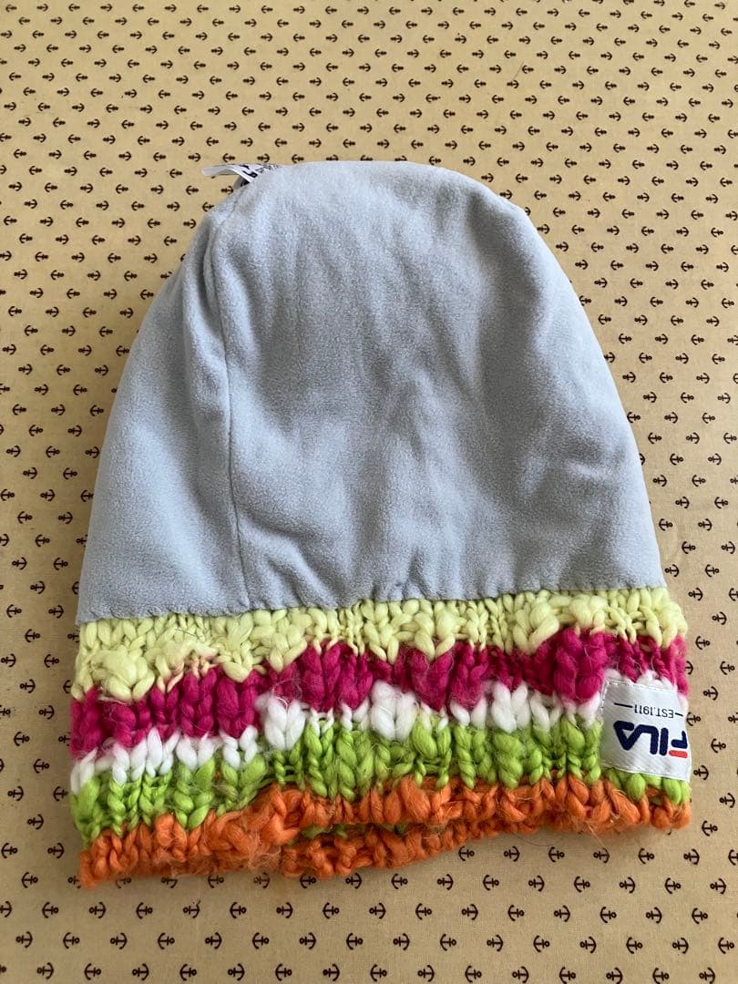 美品　スキーウェア上下　ニット帽セット　150cm ゴールドウィン