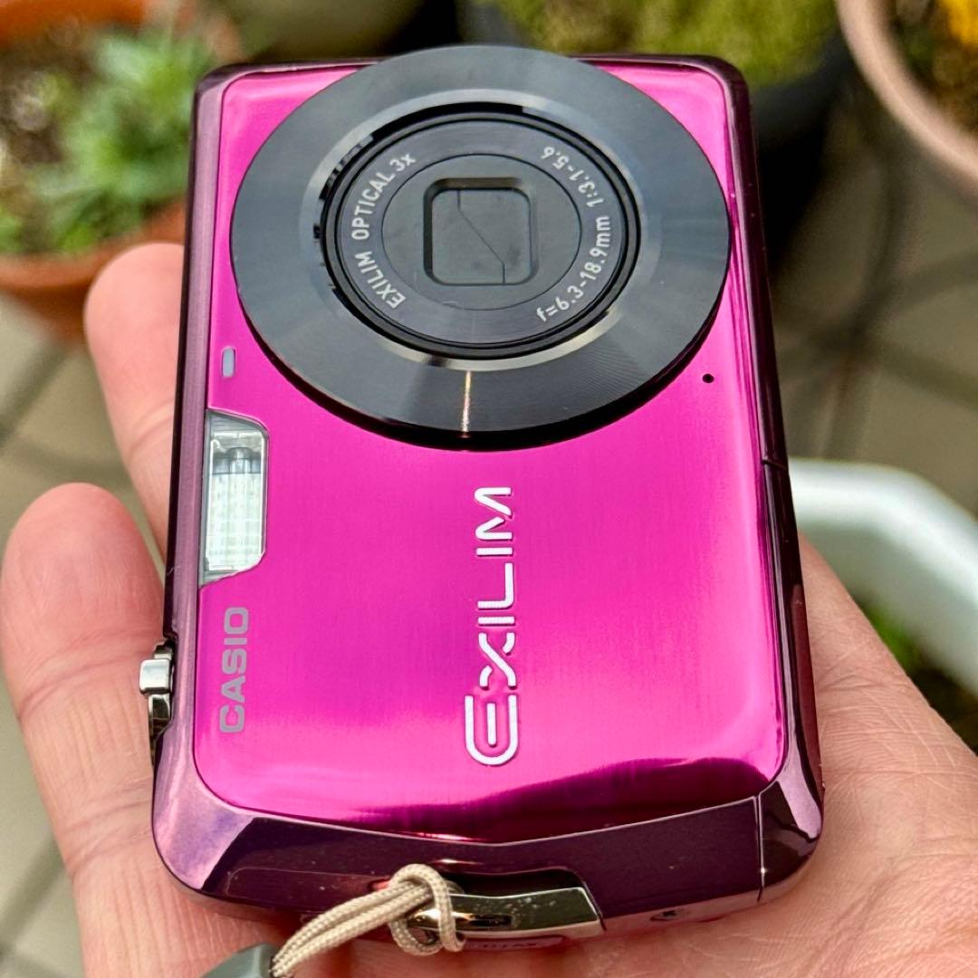 デジカメ CASIO EX-Z330 バッテリー&充電器&SDカード付き