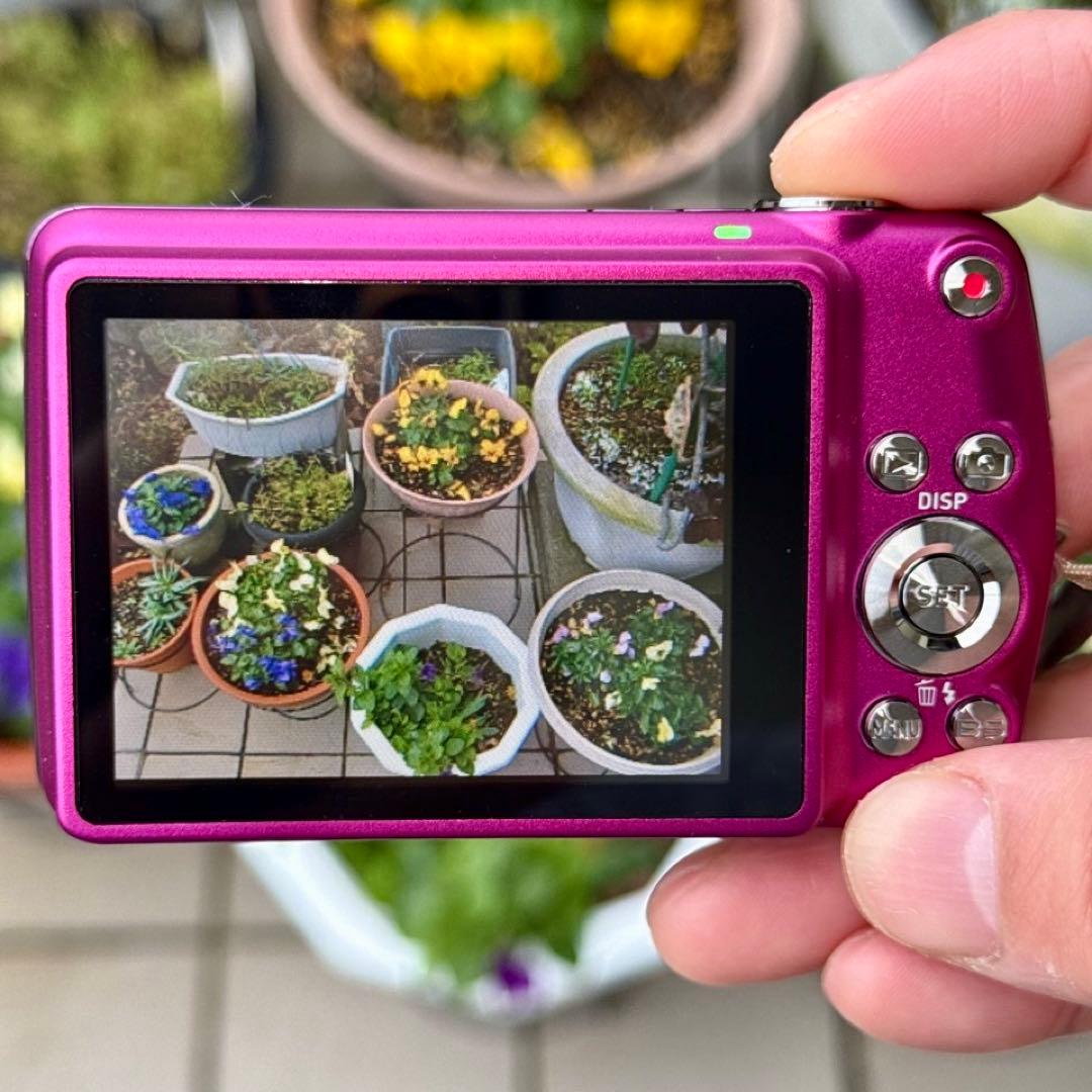 デジカメ CASIO EX-Z330 バッテリー&充電器&SDカード付き