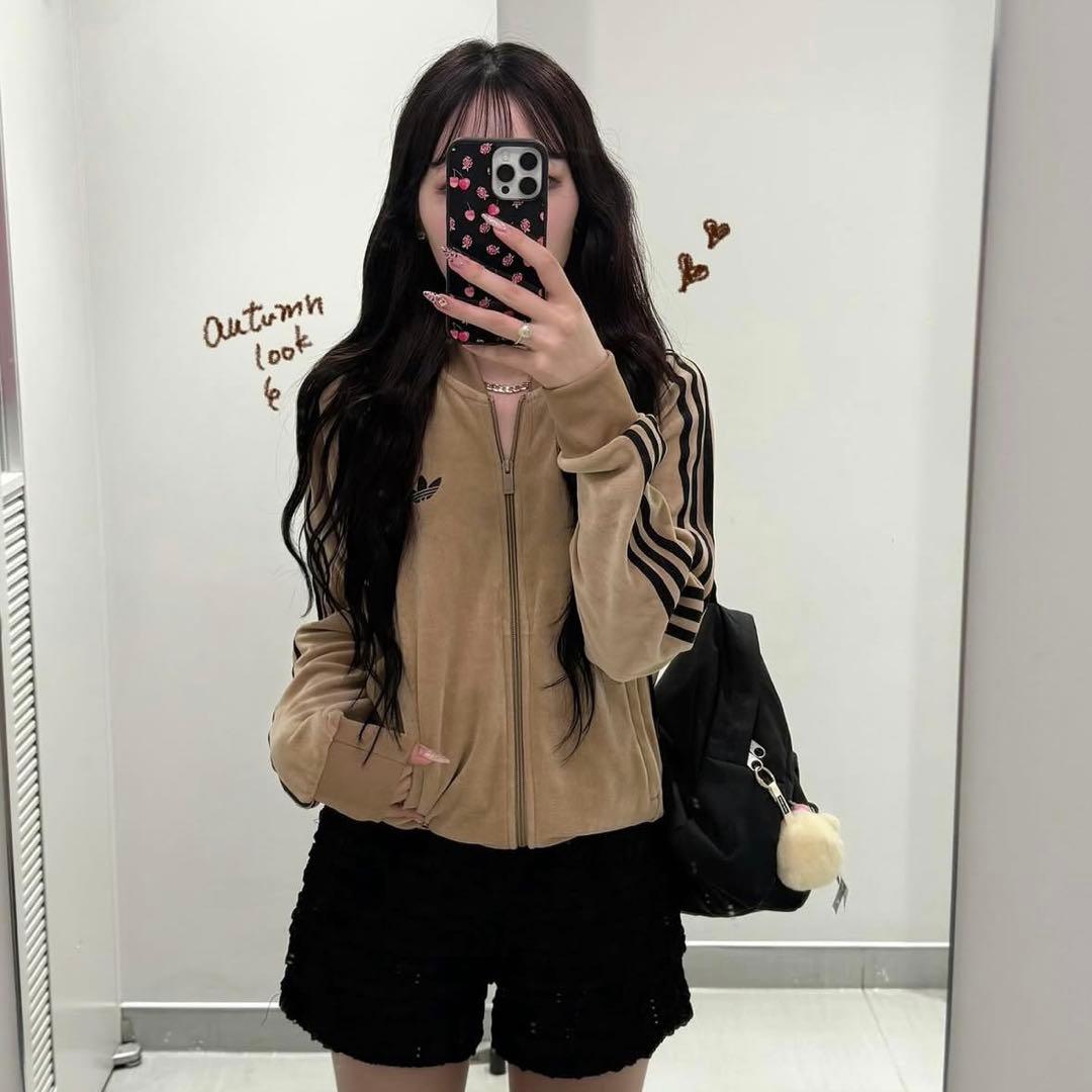 新品S⭐️adidas アディカラー ブラウンベロア トラックトップ ゆーすけ着用