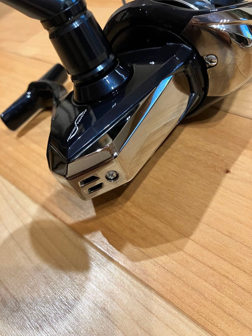 美品 SHIMANO 24STRADIC SW8000HG