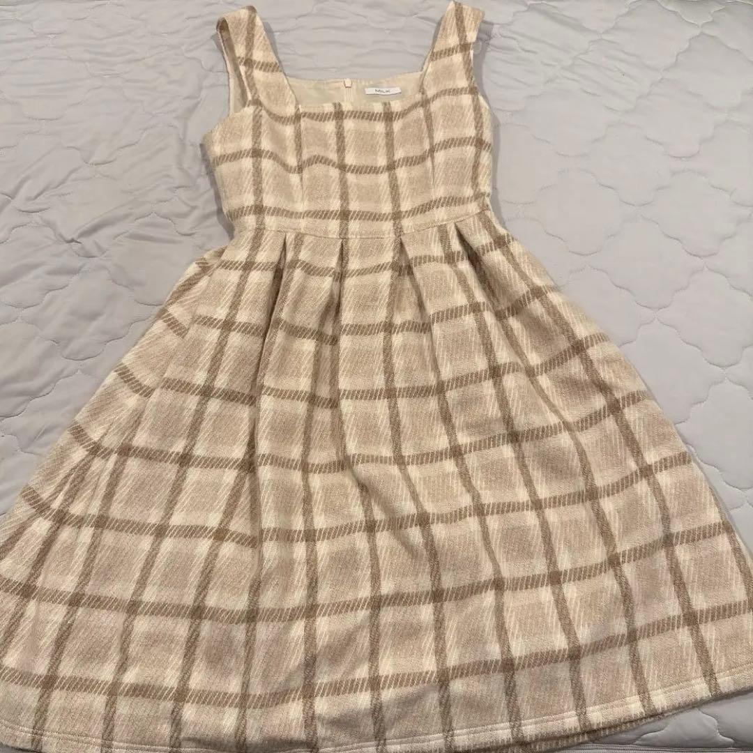 ジャンバースカート