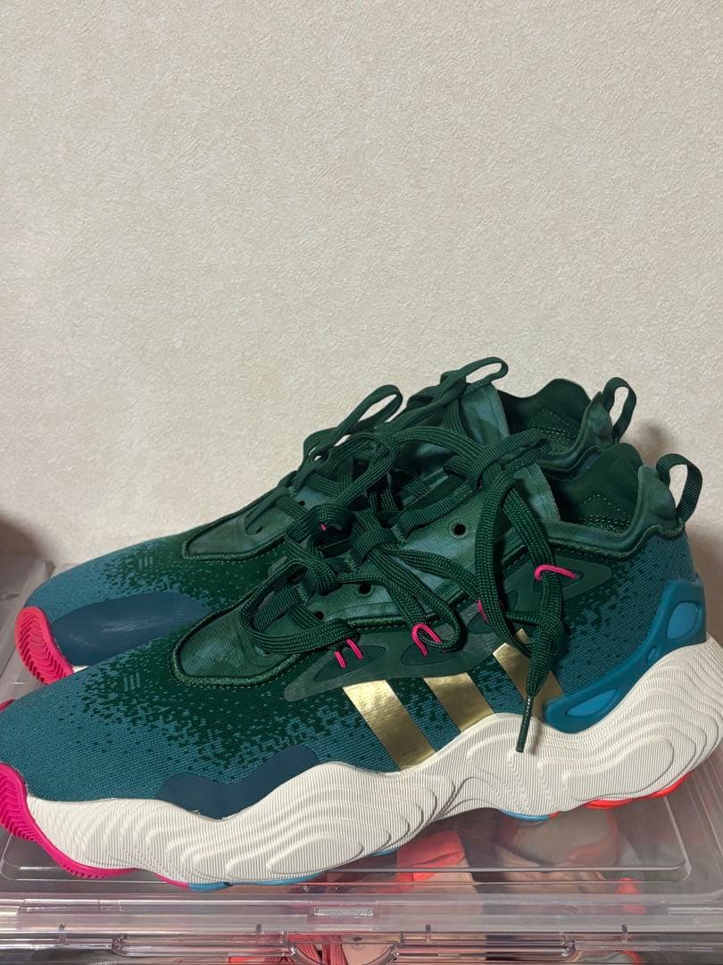 トレイヤング3 adidas