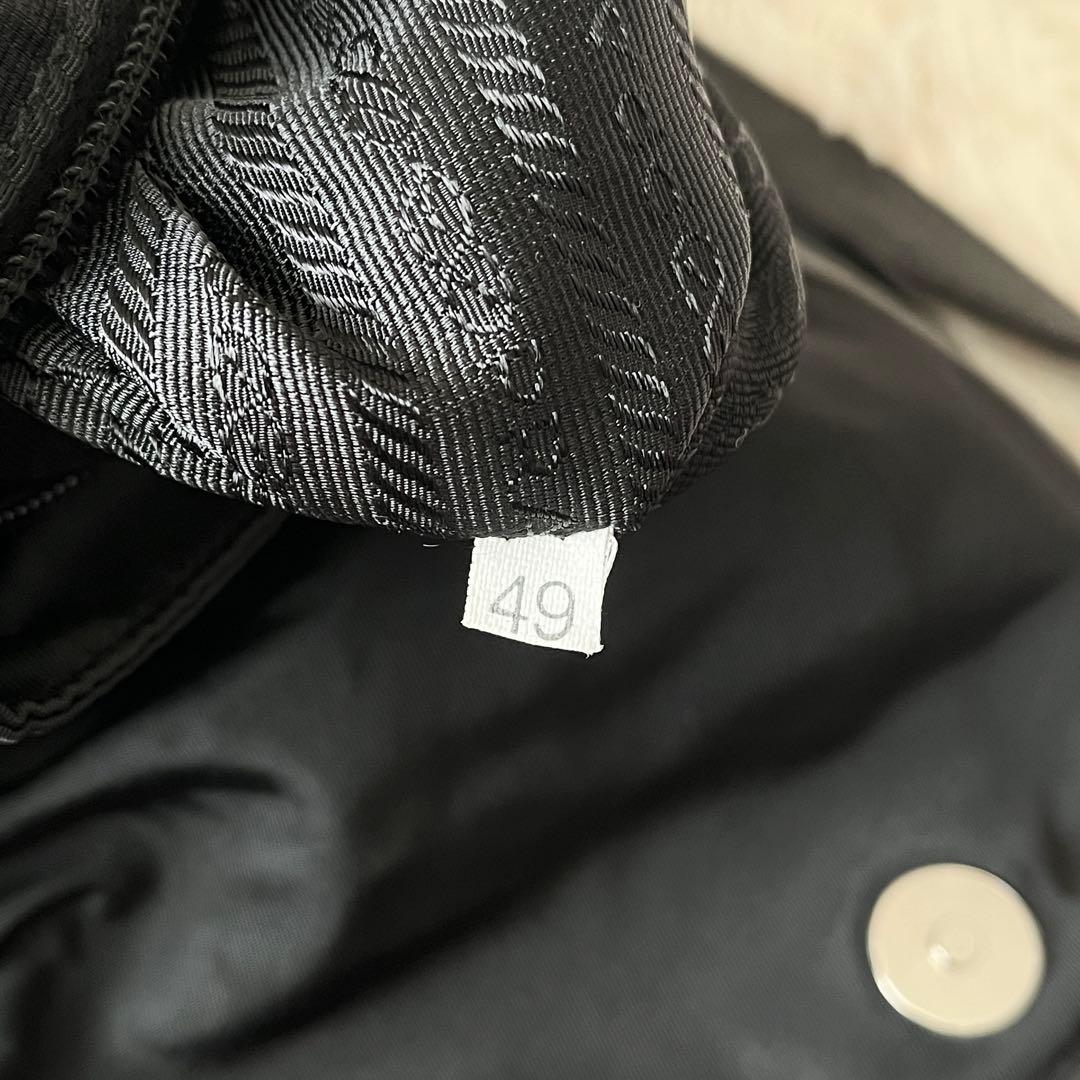 未使用級✨PRADA プラダ　リュックサック　ナイロン　レザー　三角ロゴプレート