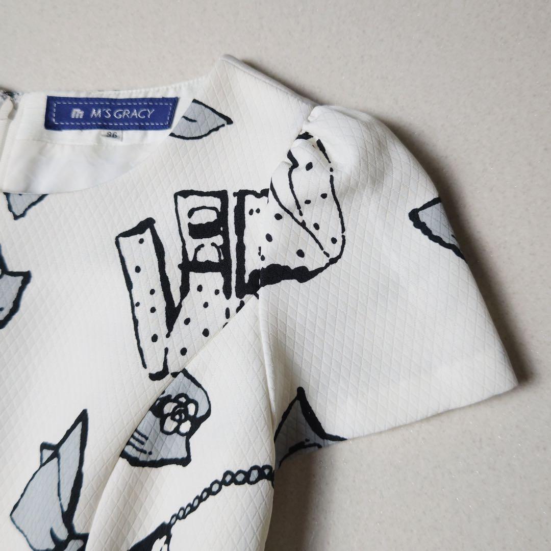 エムズグレイシー　ワンピース　総柄　白　カメリア　リボン　フレア　Aライン