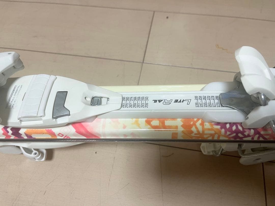 ジュニアスキーセット Hart スキー板、ブーツ、ストック ビンディング