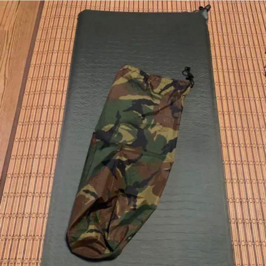 希少 入荷困難 オランダ軍 インフレーターマット