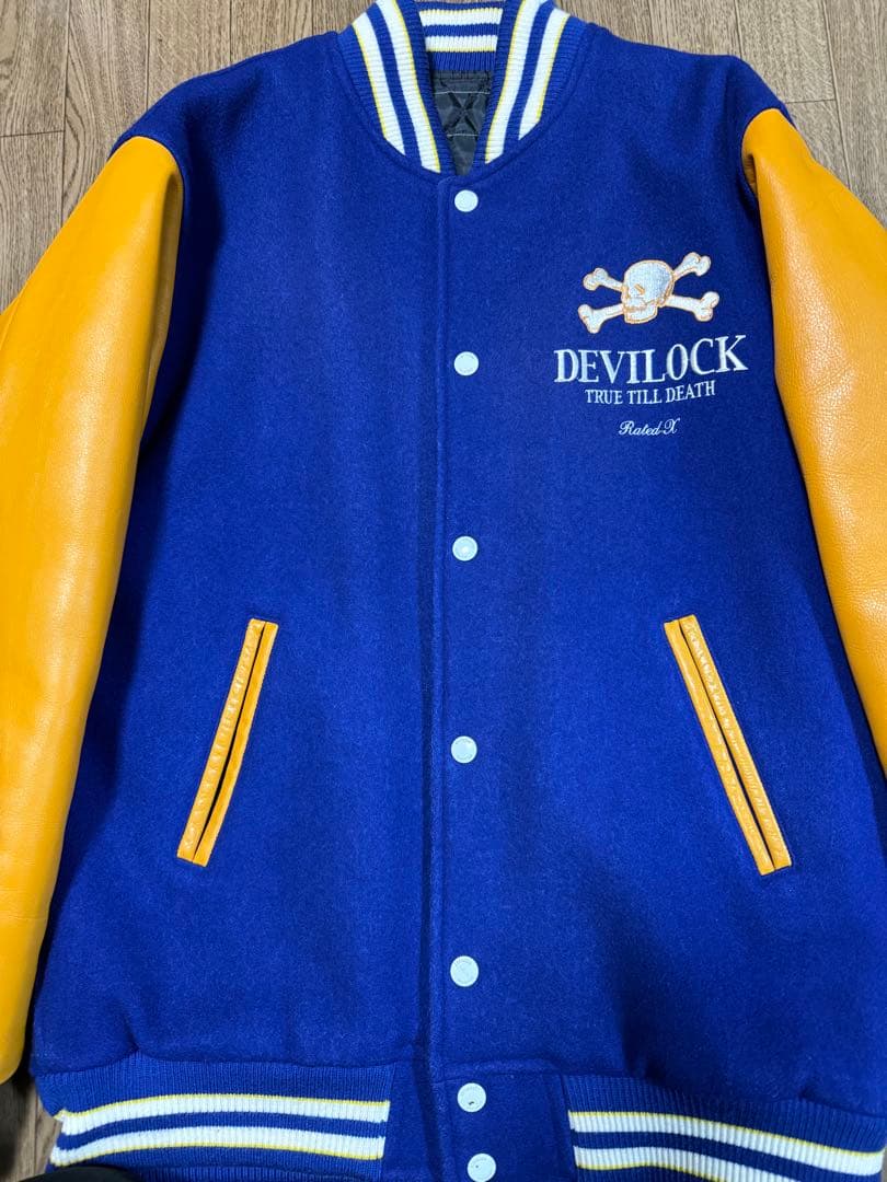 devilock デビロック　スタジャン　Lサイズ