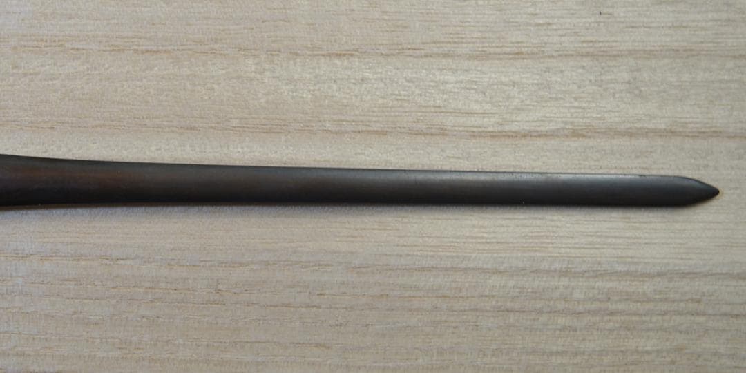 鍔 鐔 笄 素銅地 魚々子 刀装具 武具 骨董【素銅地 魚々子 馬具文笄】