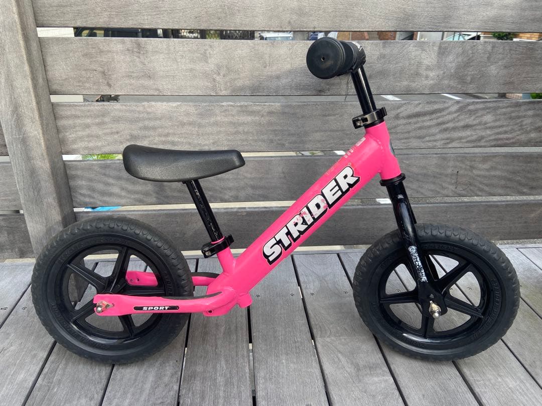STRIDER SPORT バランスバイク ピンク 12インチ　専用バッグ付き
