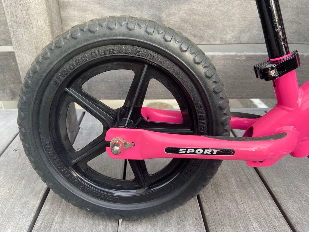STRIDER SPORT バランスバイク ピンク 12インチ　専用バッグ付き