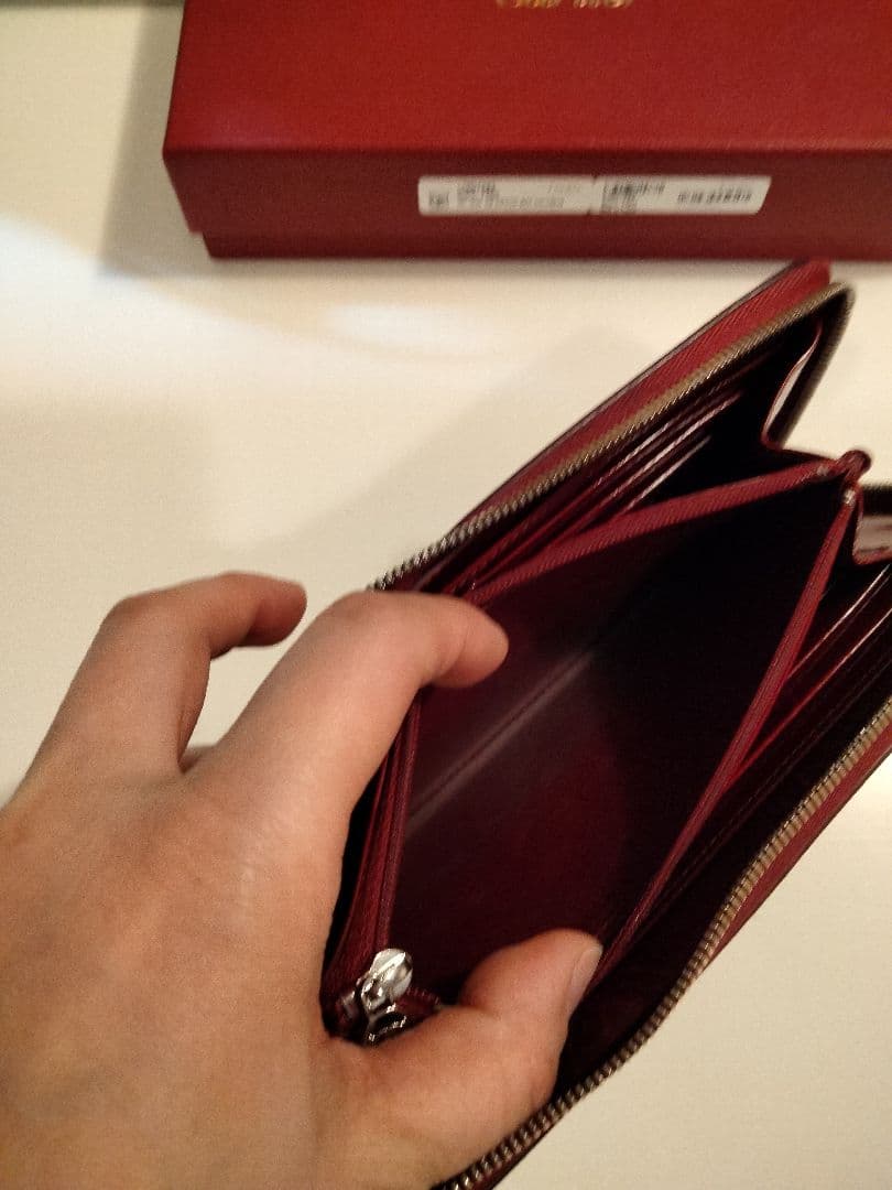 Cartier レッド 長財布 箱付き