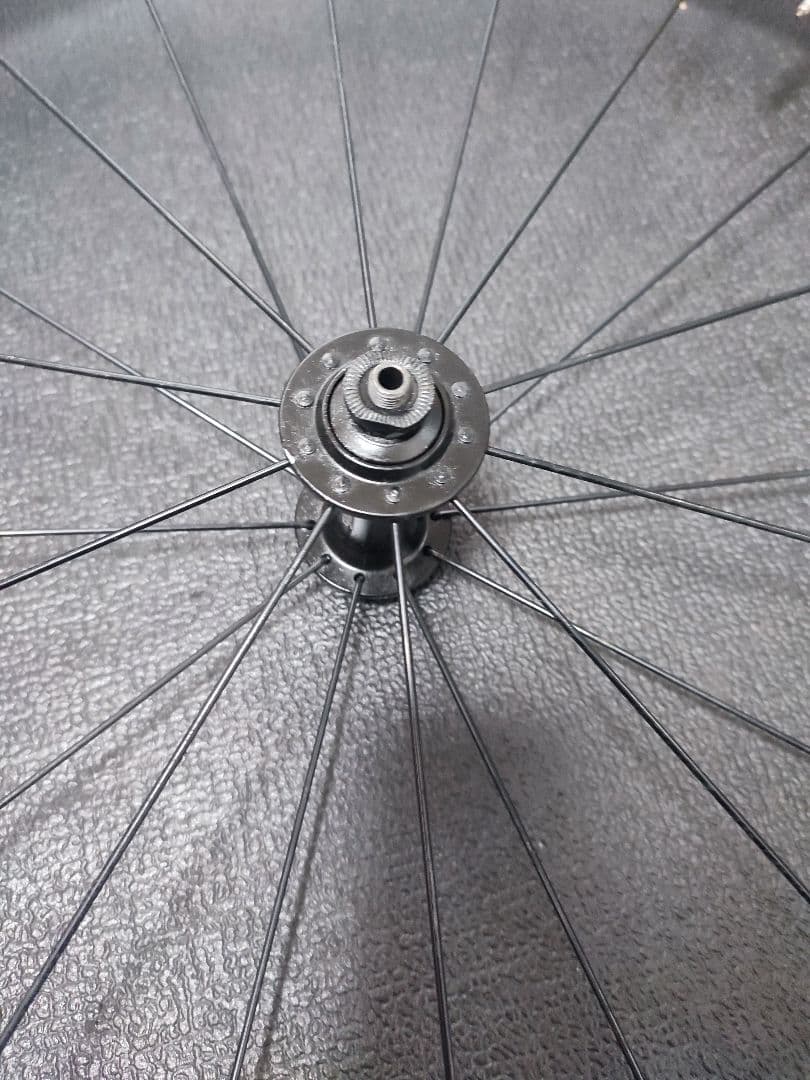 シマノ ホイール 700c WH RS 010　タイヤ付き