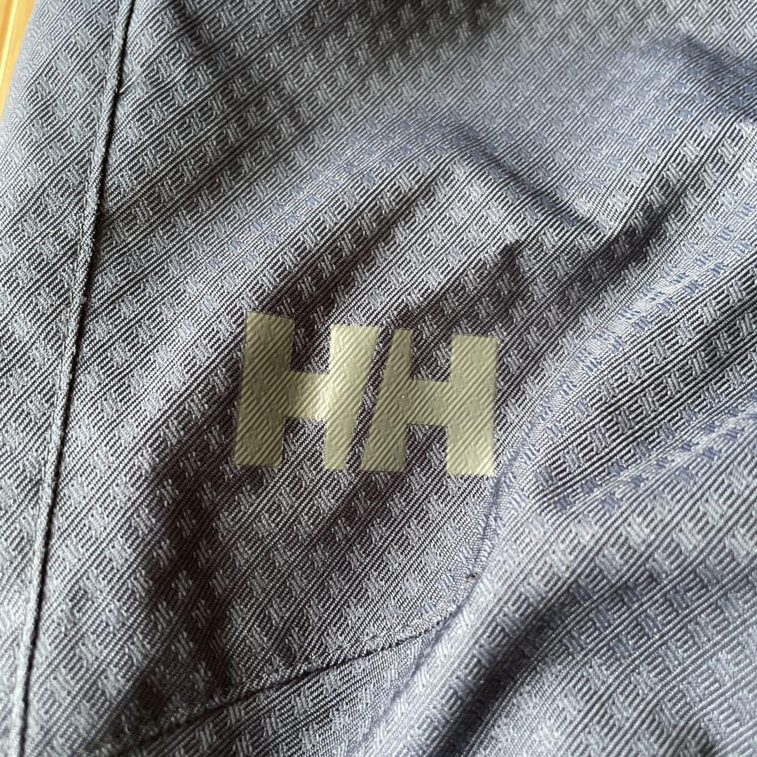 ヘリーハンセン　HELLY HANSEN スキーウェア　サイズL 中古