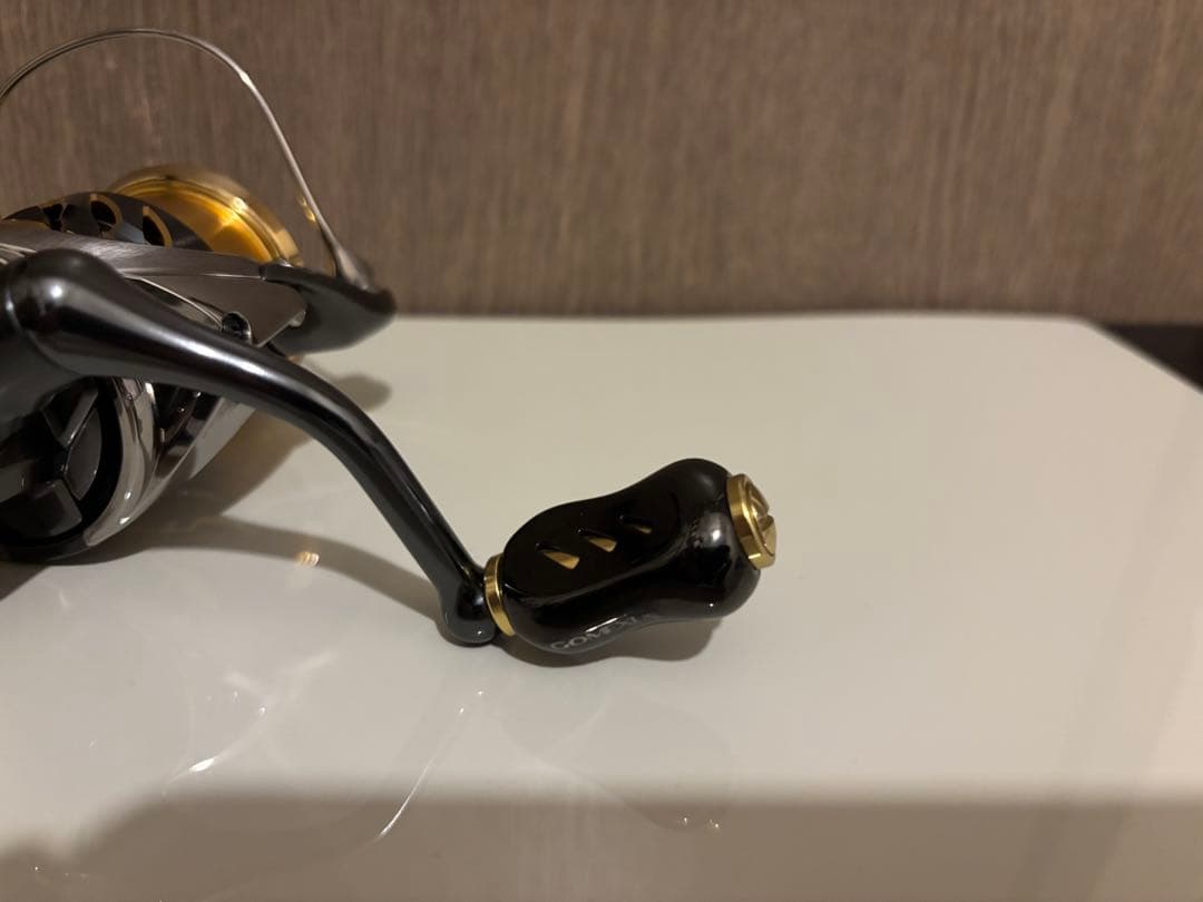 本日値下げ終了　シマノ20ツインパワー2500SHG