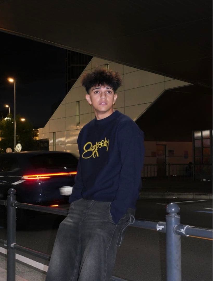 かずみち『定価以下』8egreedyスウェット