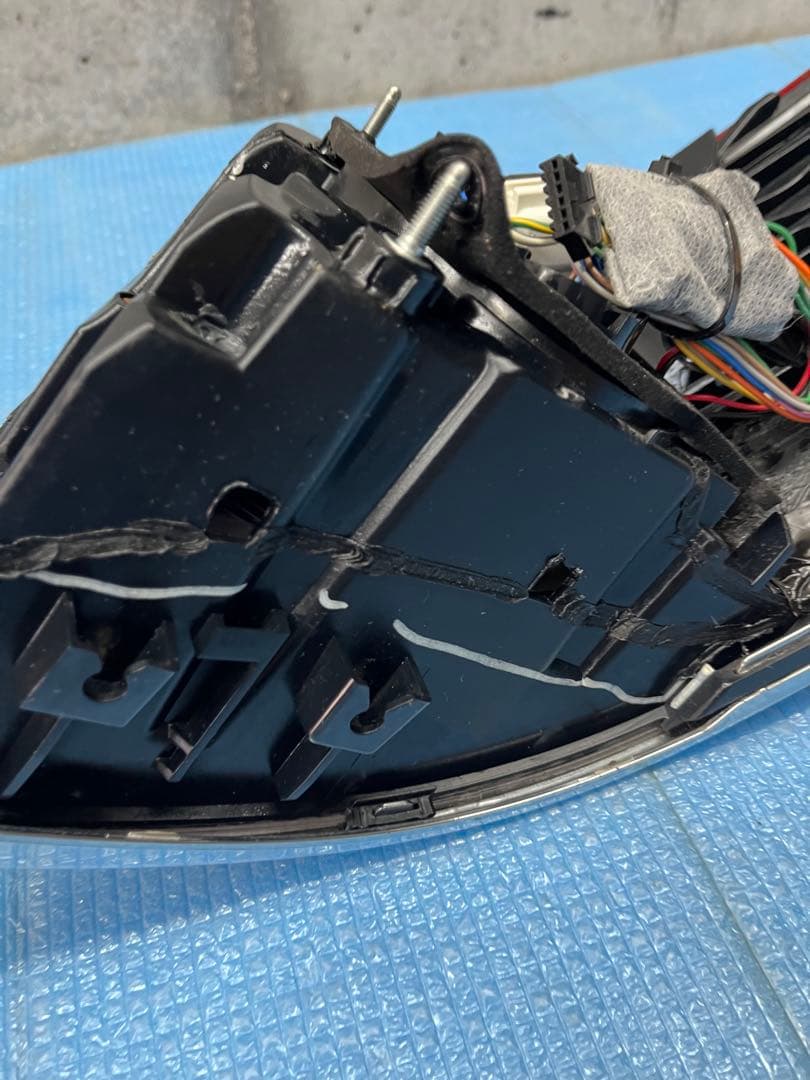 210 クラウン 純正加工シーケンシャルテールランプ