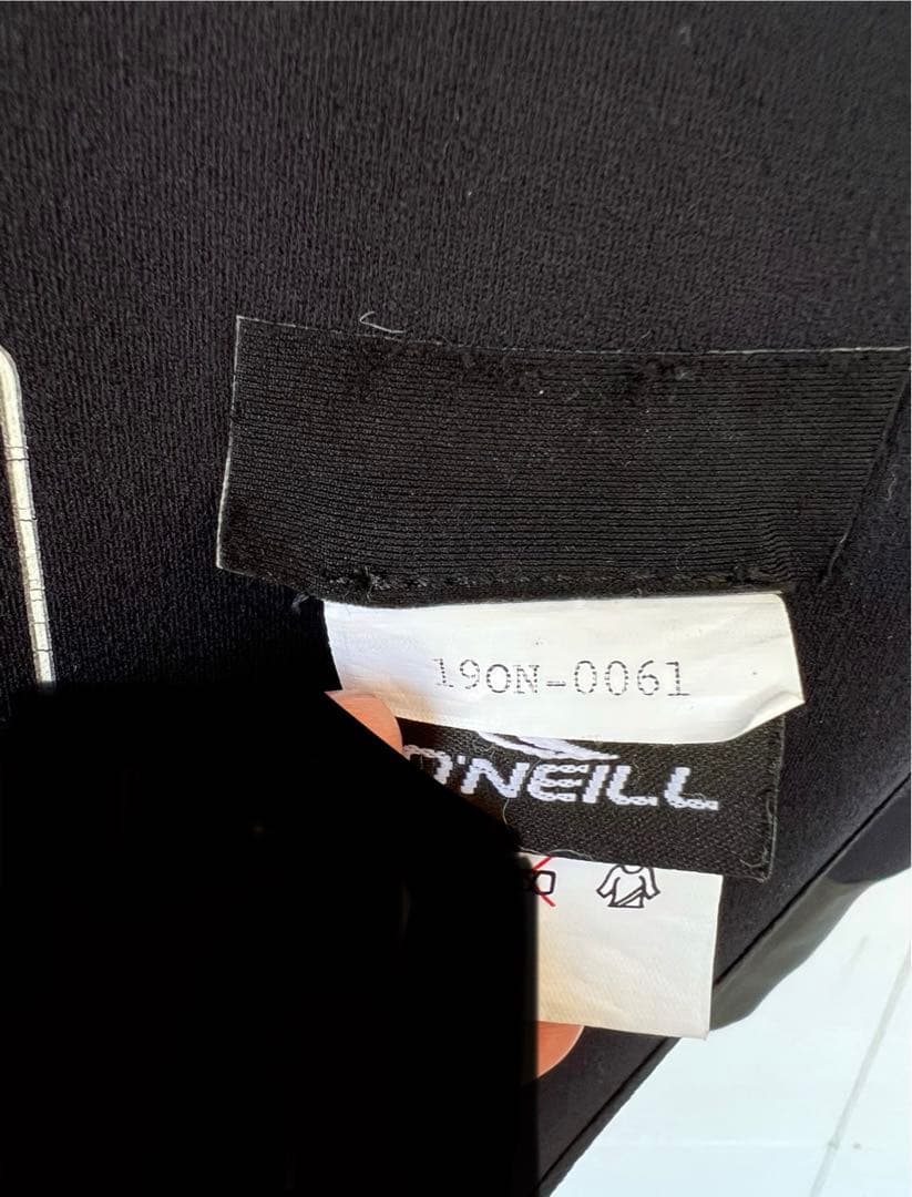 O’NEILL (オニール) : ウェットスーツ『ドライスーツ 』ブラック