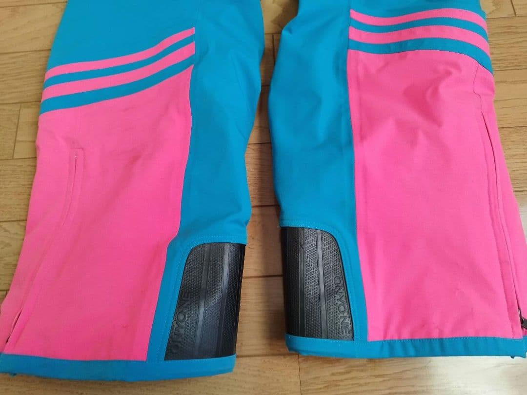 オンヨネ スキーウェア ON-YO-NE 上S、下M