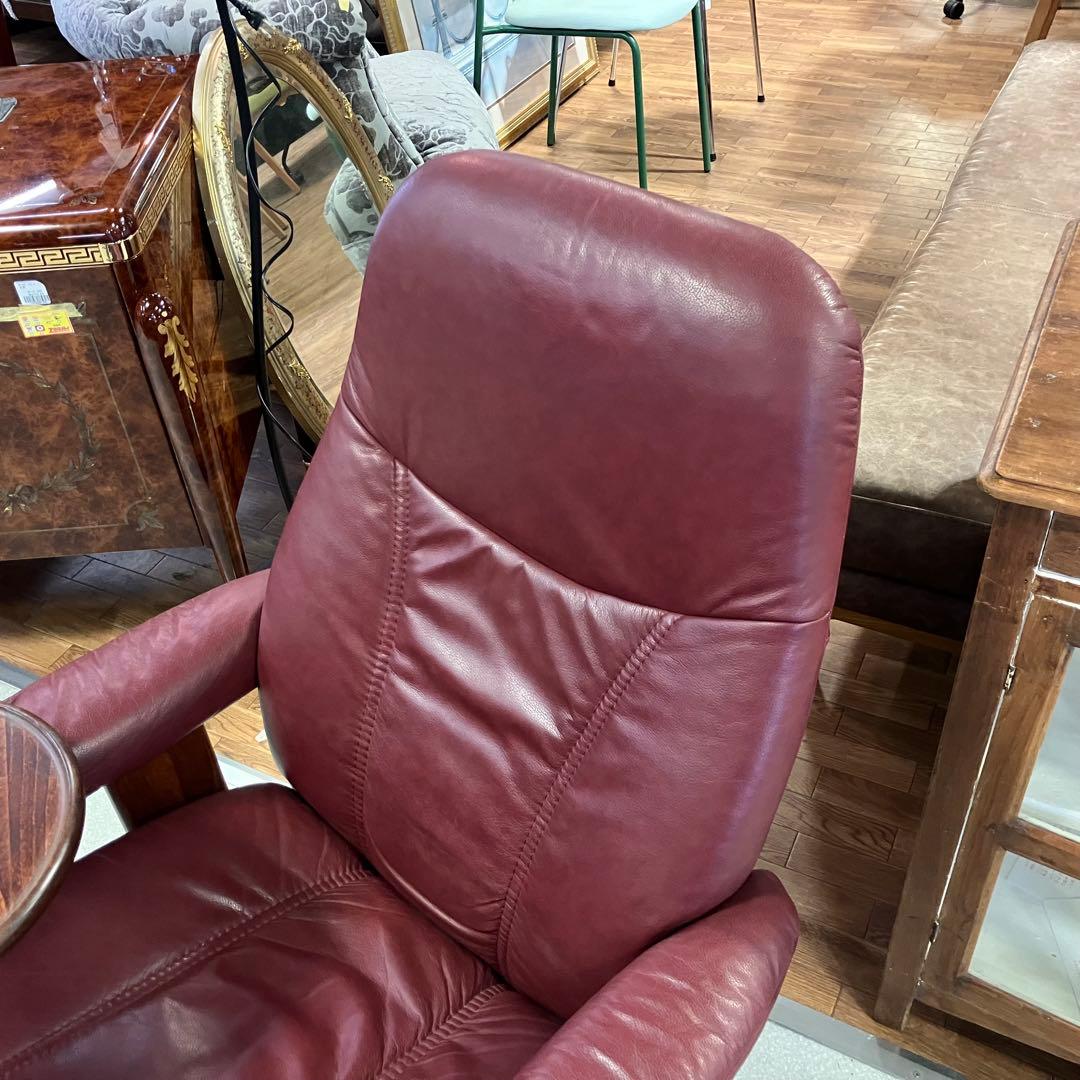 ストレスレスチェア&オットマン サイドテーブル付き