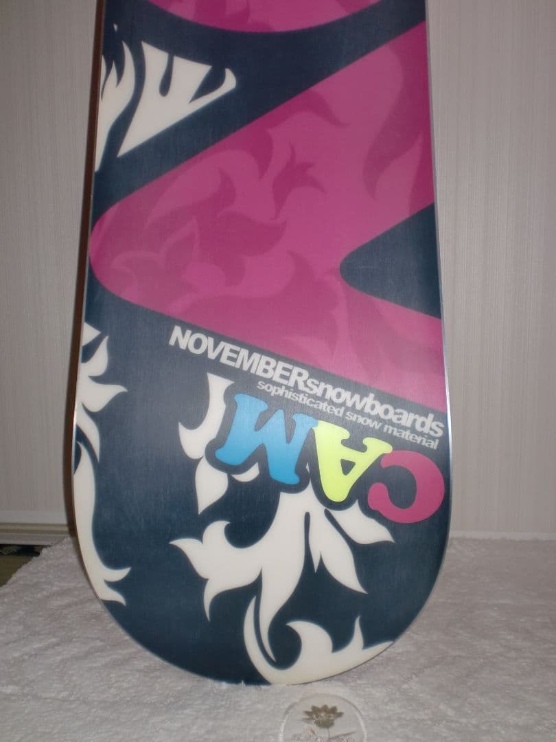 スノーボード　板　ノーベンバー　november　アーティスト　artiste